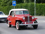 Sarnen/851660/262623---jeep-jeepster---sz-90278 (262'623) - Jeep-Jeepster - SZ 90'278 U - am 18. Mai 2024 in Sarnen, OiO