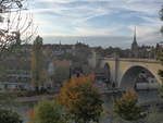 (210'474) - Aussicht auf die Altstadt und Nydeggbrücke am 20.