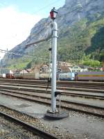(133'606) - Wasserpumpstation fr Dampflokomotiven am 14. Mai 2011 in Erstfeld